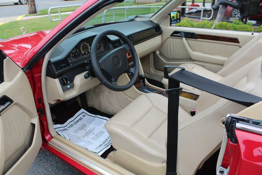 1995 Mercedes-Benz W124 E-Class - Image 22 of 31