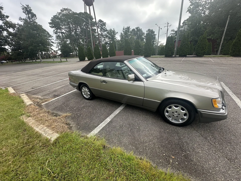 1995 Mercedes-Benz W124 E-Class - Image 18 of 31