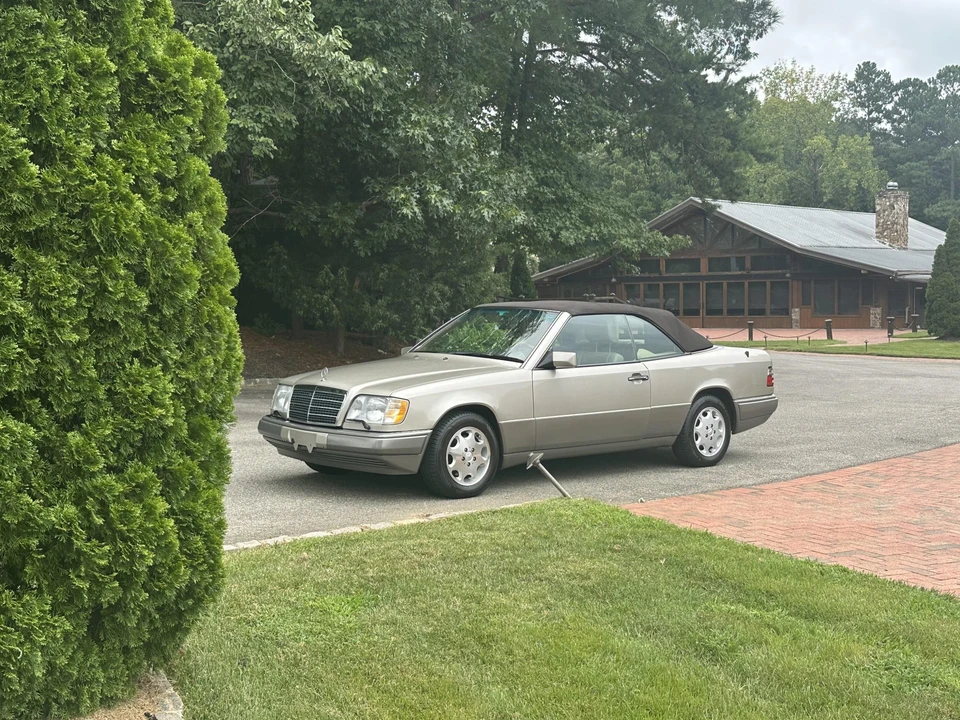 1995 Mercedes-Benz W124 E-Class - Image 3 of 31