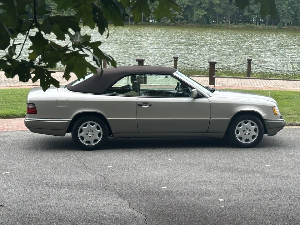 1995 Mercedes-Benz W124 E-Class - Image 22 of 31
