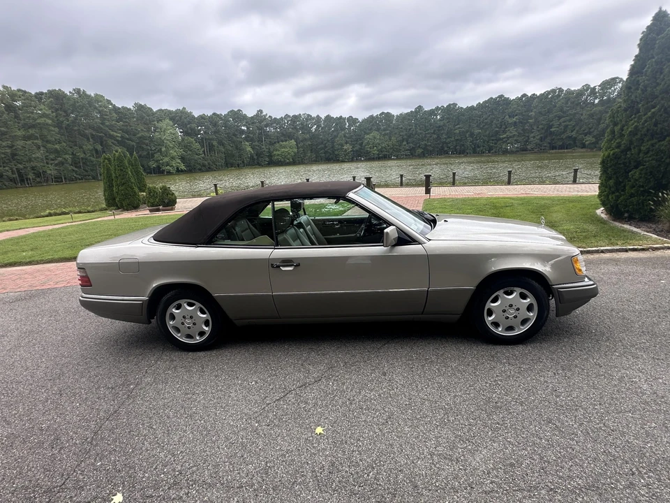 1995 Mercedes-Benz W124 E-Class - Image 21 of 31