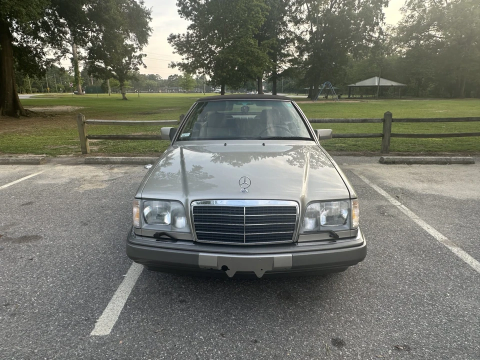 1995 Mercedes-Benz W124 E-Class - Image 12 of 31