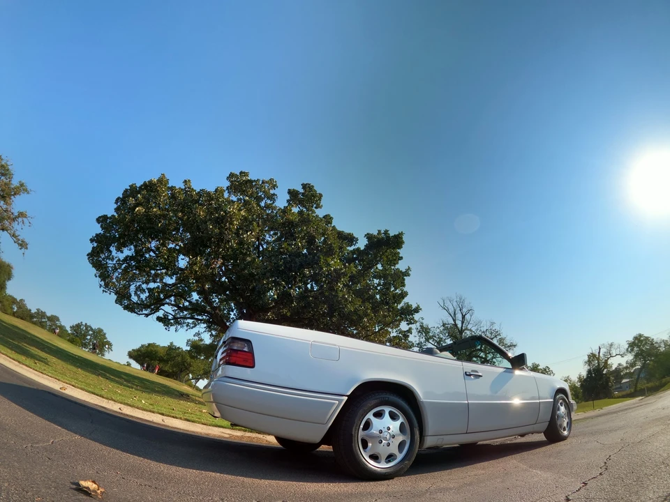 1995 Mercedes-Benz W124 E-Class - Image 20 of 31