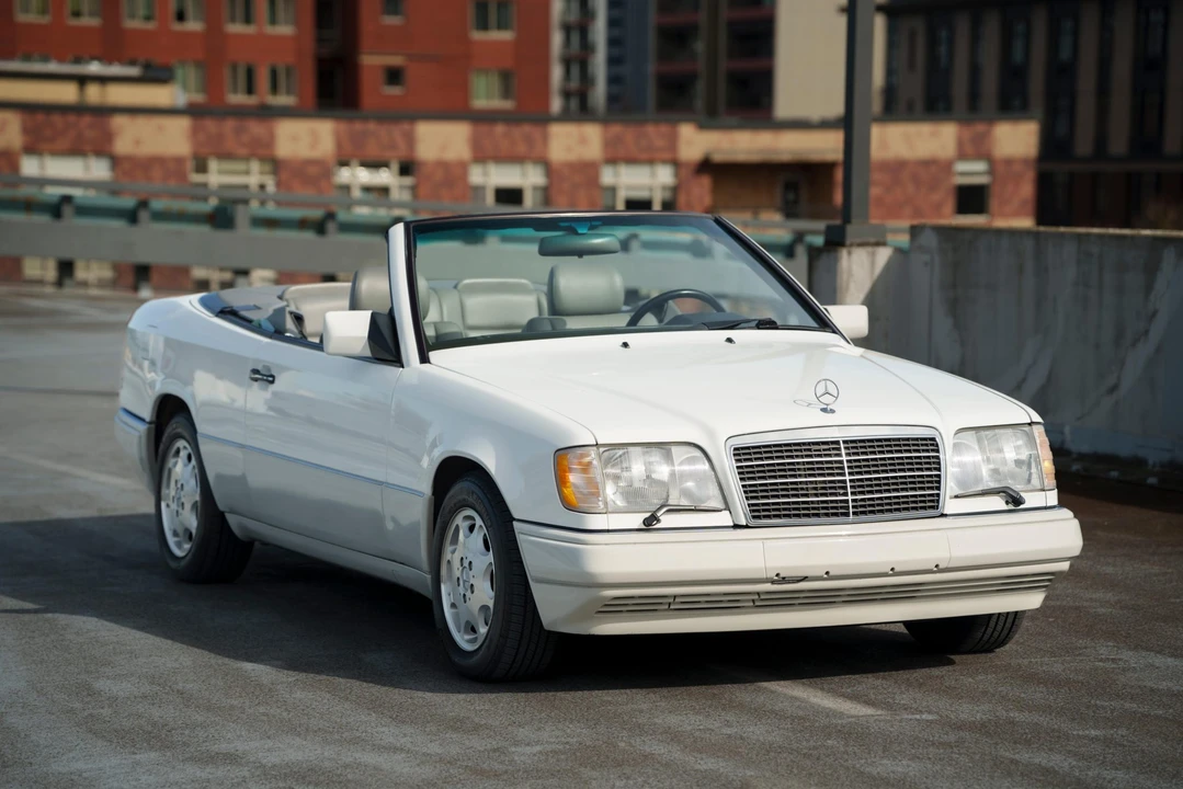 1995 Mercedes-Benz W124 E-Class - Image 17 of 31