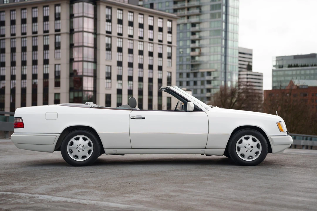1995 Mercedes-Benz W124 E-Class - Image 14 of 31