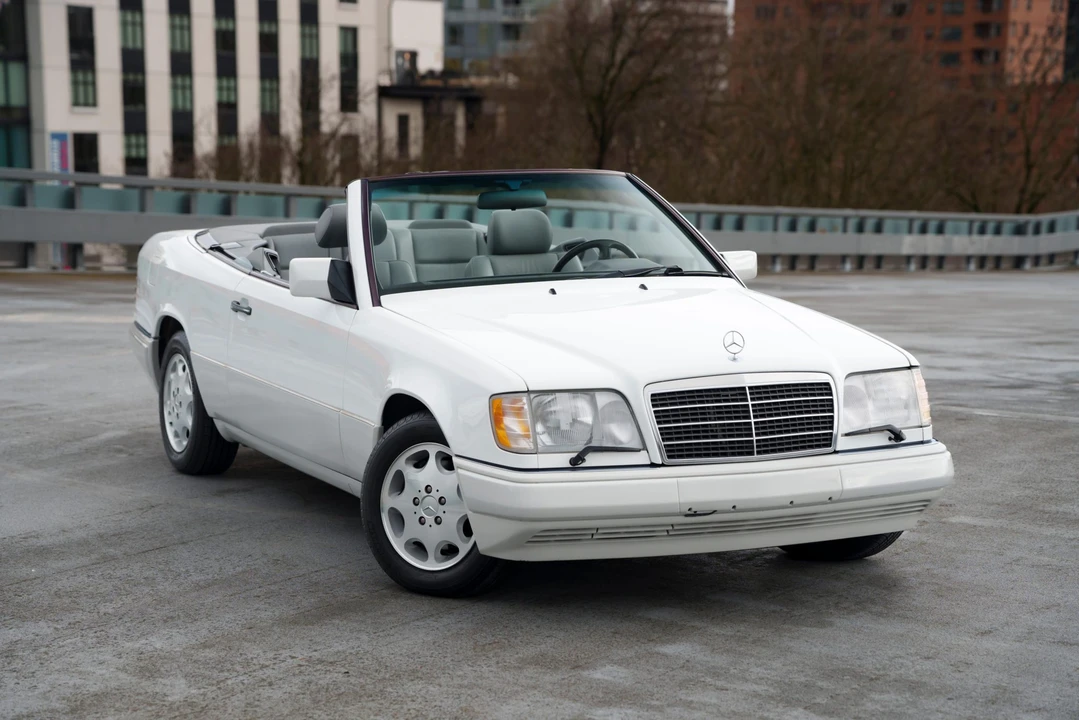 1995 Mercedes-Benz W124 E-Class - Image 18 of 31
