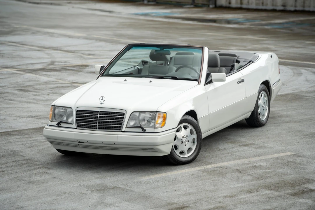 1995 Mercedes-Benz W124 E-Class - Image 2 of 31