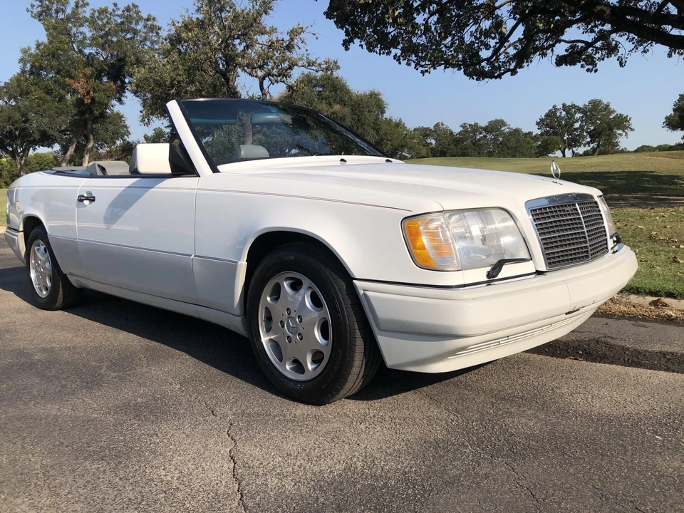 1995 Mercedes-Benz W124 E-Class - Image 3 of 31
