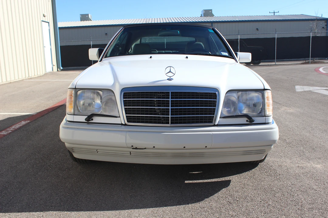 1995 Mercedes-Benz W124 E-Class - Image 9 of 31