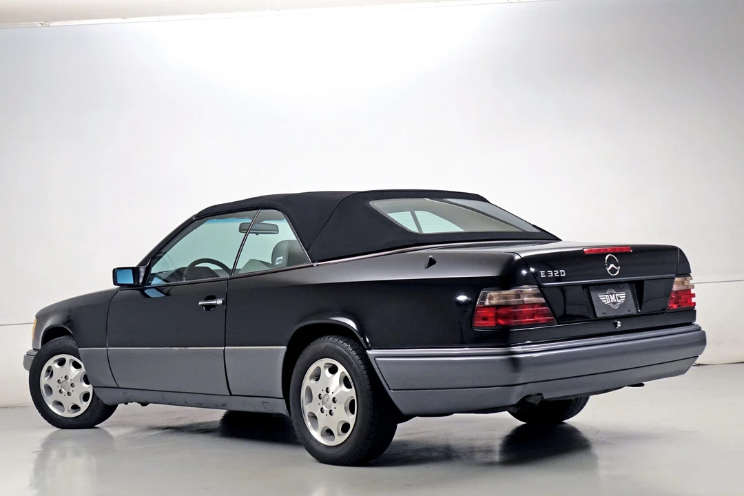 1995 Mercedes-Benz W124 E-Class - Image 11 of 31