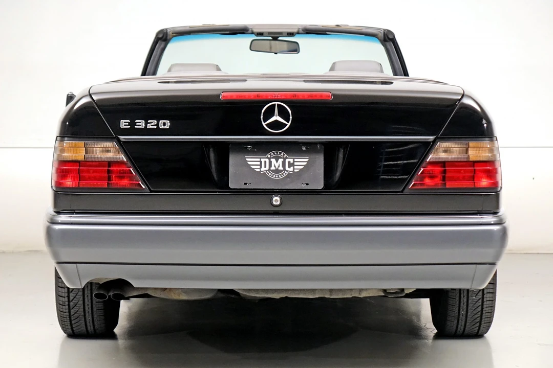 1995 Mercedes-Benz W124 E-Class - Image 16 of 31