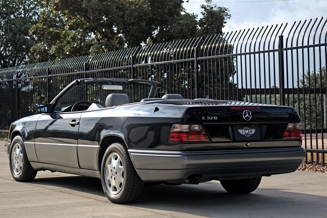 1995 Mercedes-Benz W124 E-Class - Image 4 of 31