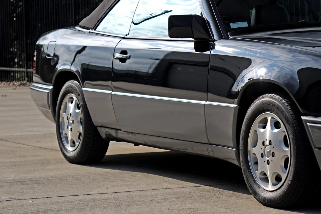 1995 Mercedes-Benz W124 E-Class - Image 25 of 31