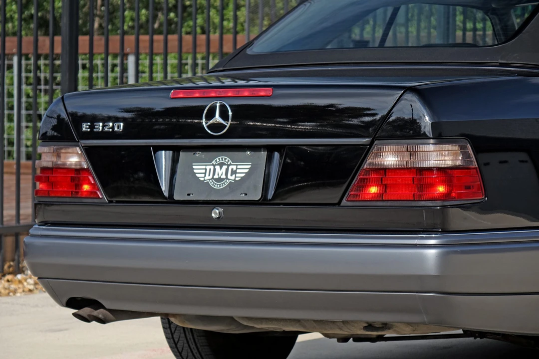 1995 Mercedes-Benz W124 E-Class - Image 29 of 31