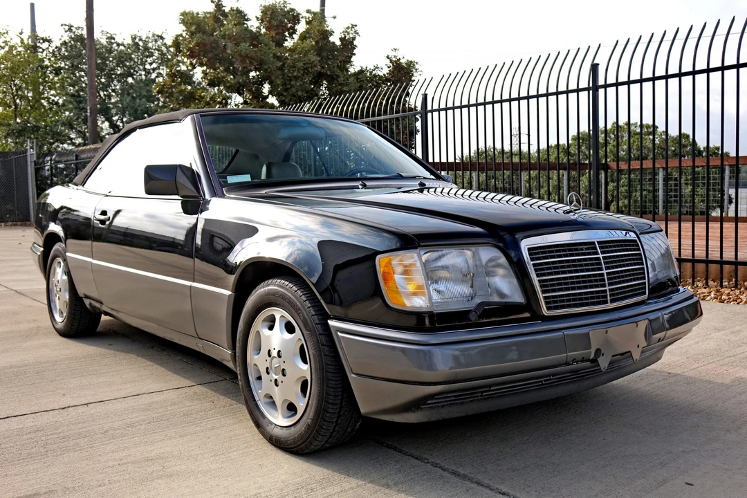 1995 Mercedes-Benz W124 E-Class - Image 8 of 31