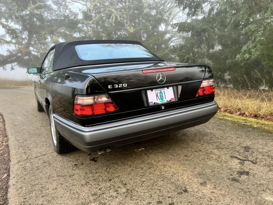 1995 Mercedes-Benz W124 E-Class - Image 10 of 31