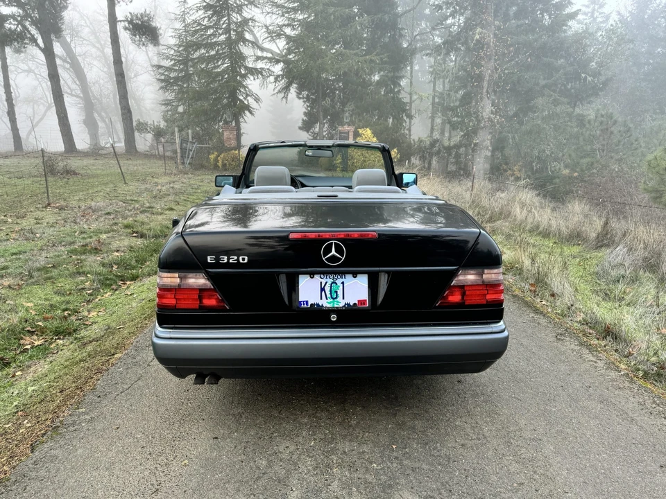 1995 Mercedes-Benz W124 E-Class - Image 31 of 31