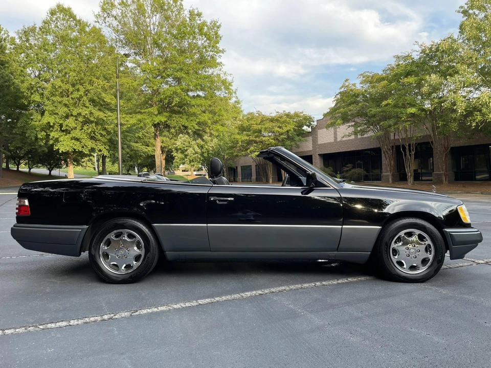 1995 Mercedes-Benz W124 E-Class - Image 19 of 31