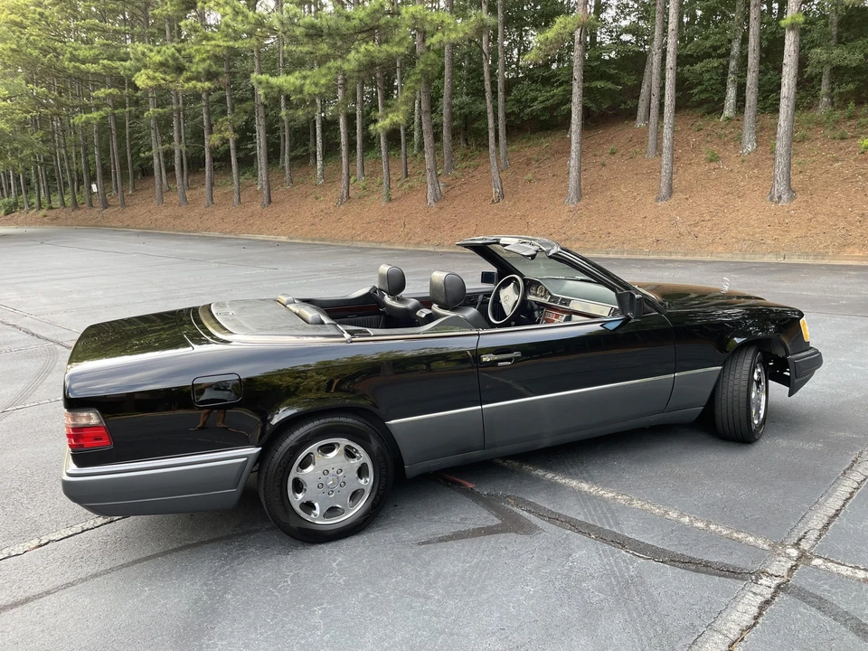 1995 Mercedes-Benz W124 E-Class - Image 16 of 31