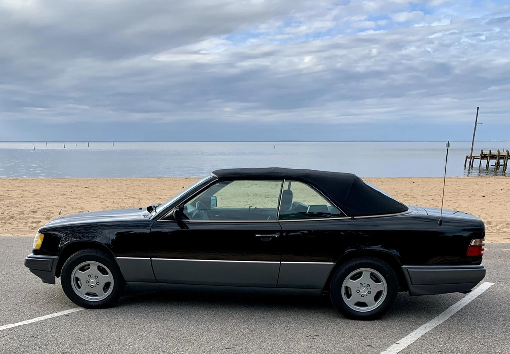 1995 Mercedes-Benz W124 E-Class - Image 13 of 31