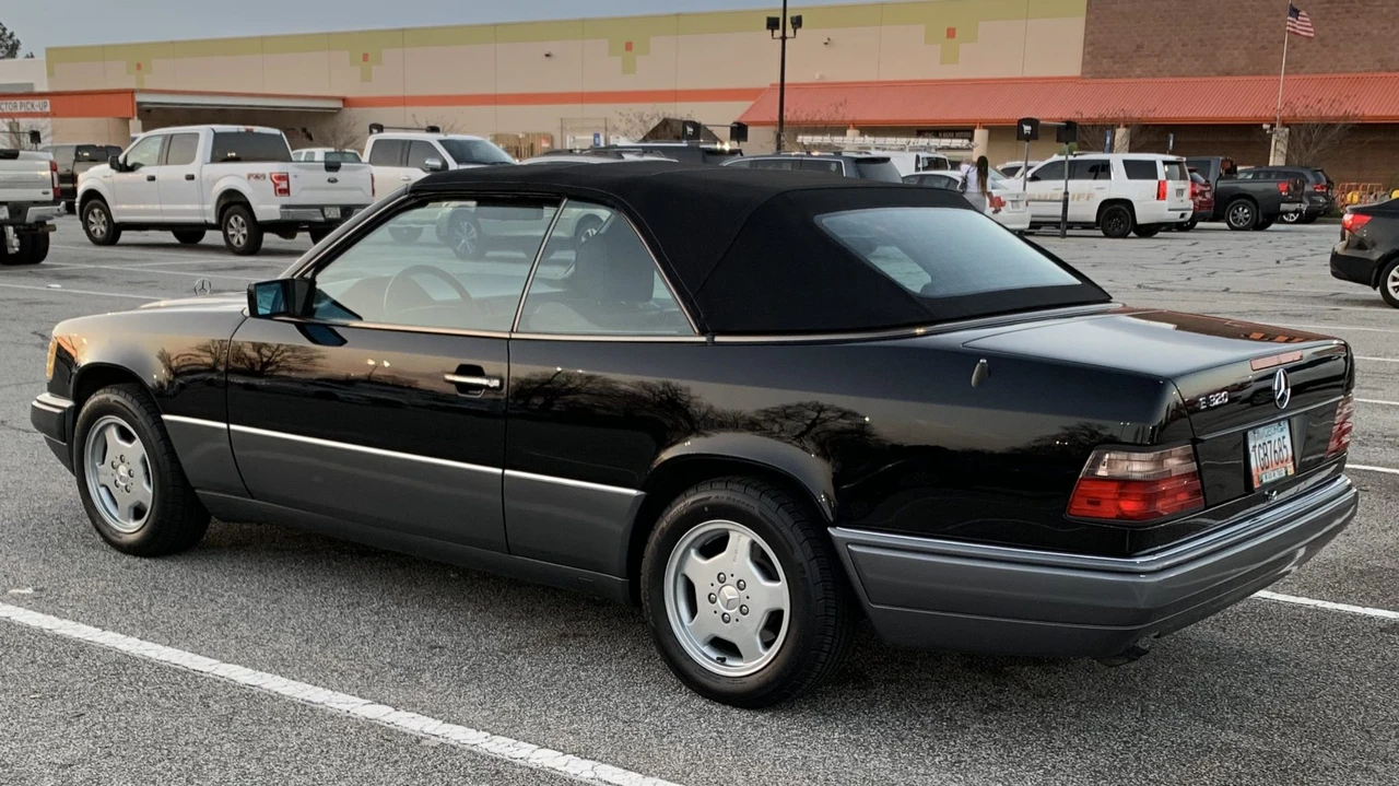 1995 Mercedes-Benz W124 E-Class - Image 11 of 31