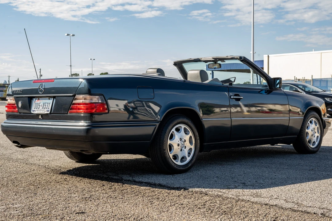 1995 Mercedes-Benz W124 E-Class - Image 5 of 31