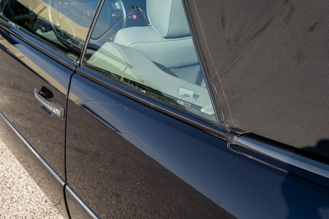 1995 Mercedes-Benz W124 E-Class - Image 27 of 31