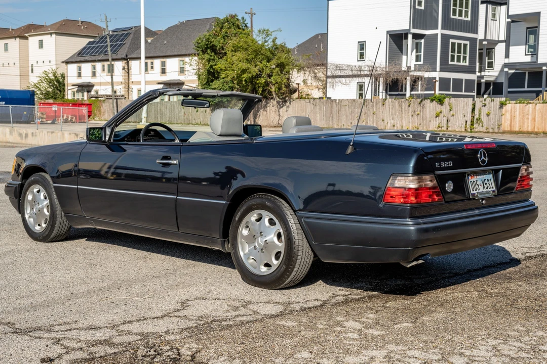 1995 Mercedes-Benz W124 E-Class - Image 7 of 31
