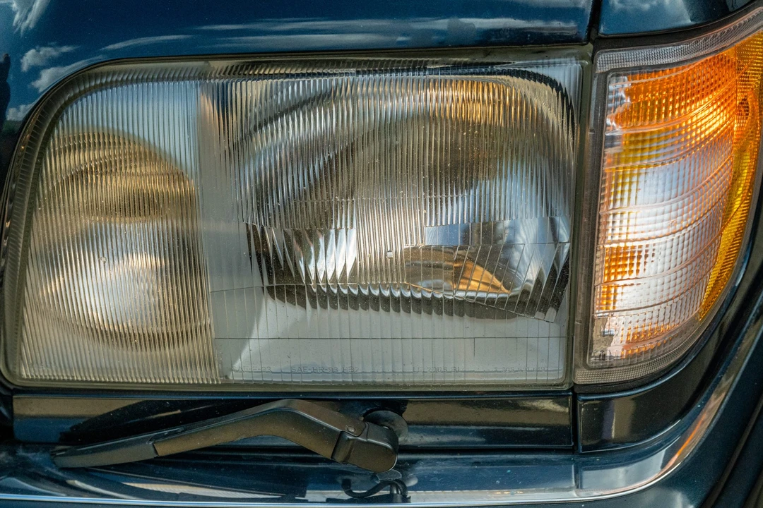 1995 Mercedes-Benz W124 E-Class - Image 26 of 31