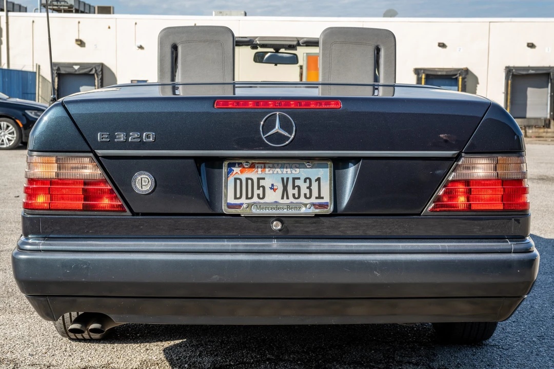 1995 Mercedes-Benz W124 E-Class - Image 6 of 31