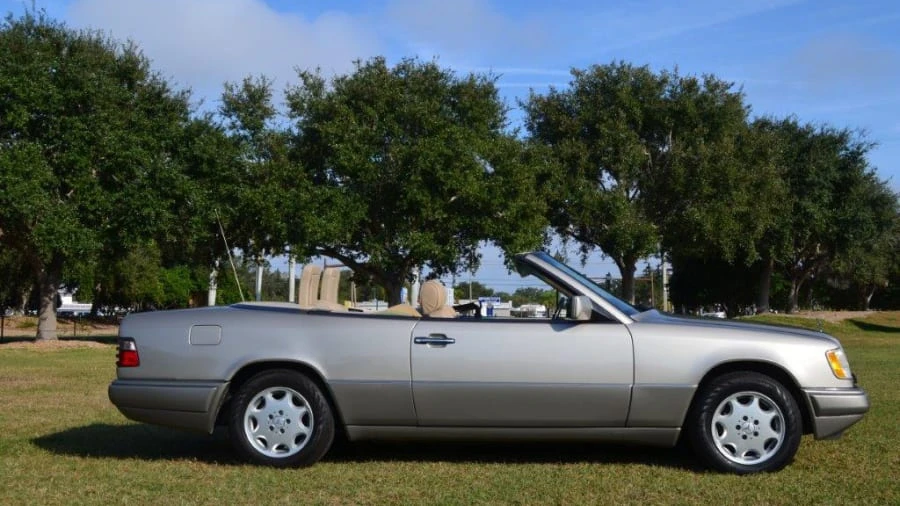 1995 Mercedes-Benz W124 E-Class - Image 2 of 8