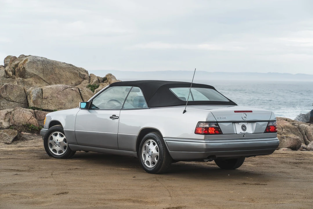 1995 Mercedes-Benz W124 E-Class - Image 13 of 31