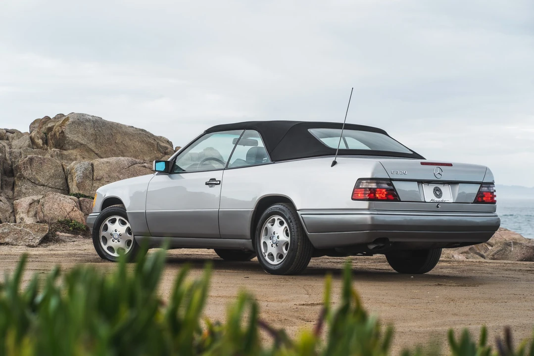 1995 Mercedes-Benz W124 E-Class - Image 12 of 31