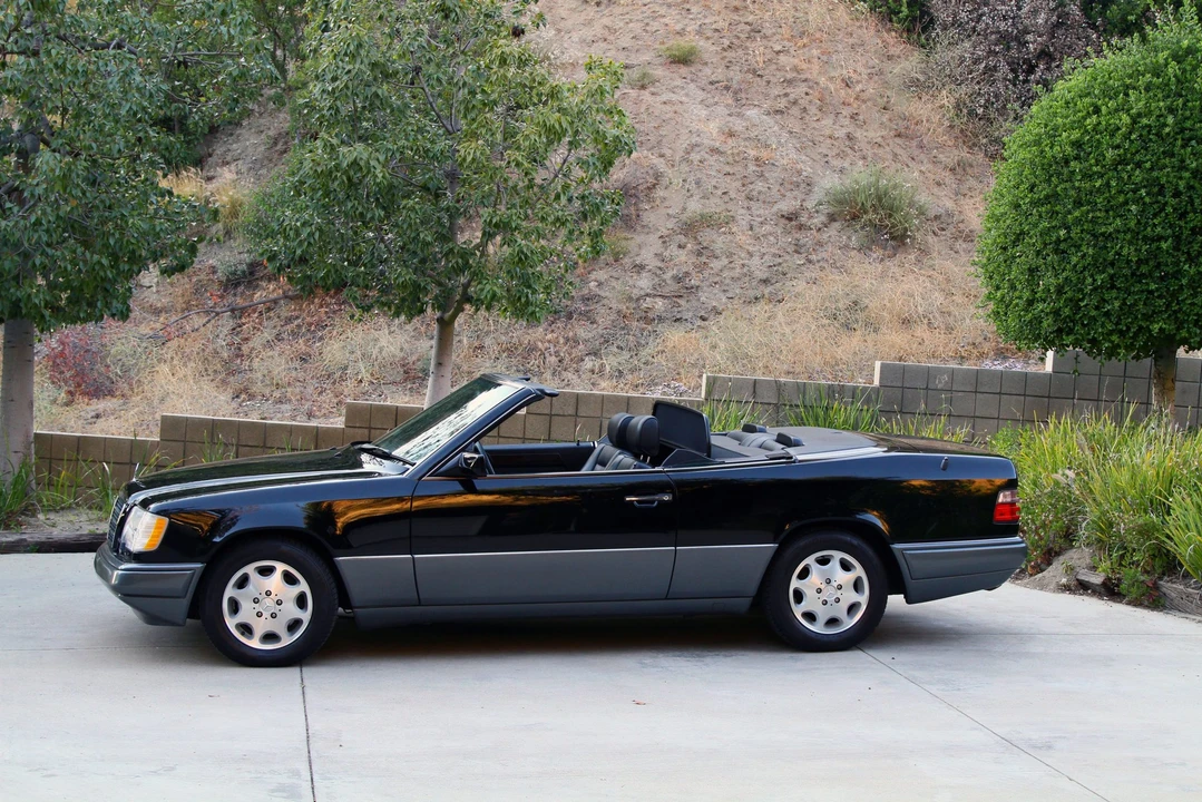 1995 Mercedes-Benz W124 E-Class - Image 10 of 31