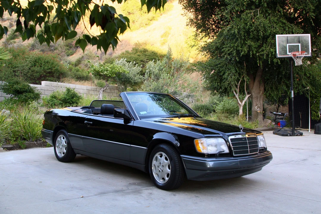 1995 Mercedes-Benz W124 E-Class - Image 29 of 31