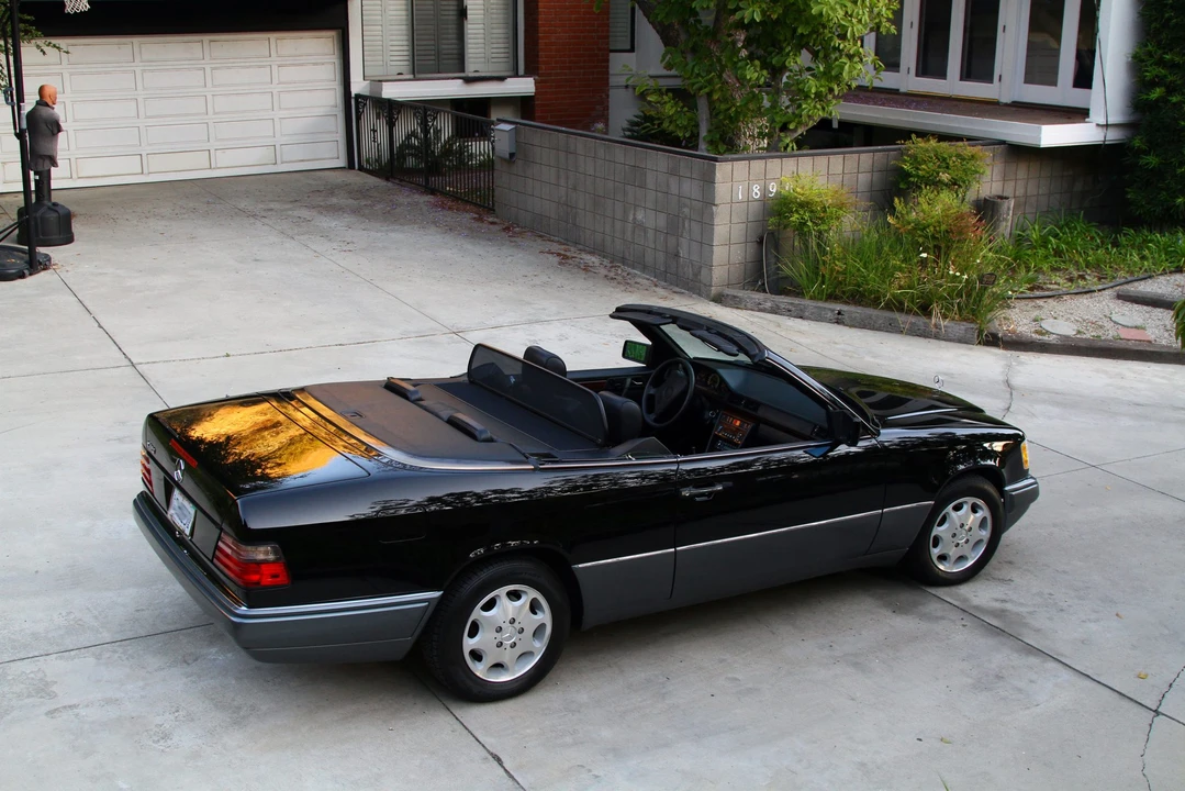 1995 Mercedes-Benz W124 E-Class - Image 23 of 31