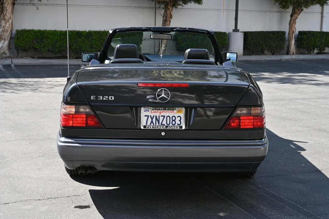 1995 Mercedes-Benz W124 E-Class - Image 24 of 31
