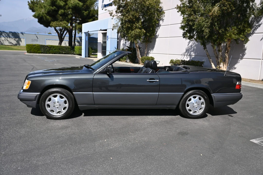 1995 Mercedes-Benz W124 E-Class - Image 15 of 31