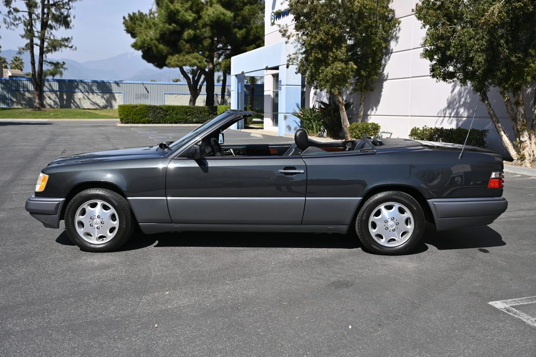 1995 Mercedes-Benz W124 E-Class - Image 17 of 31