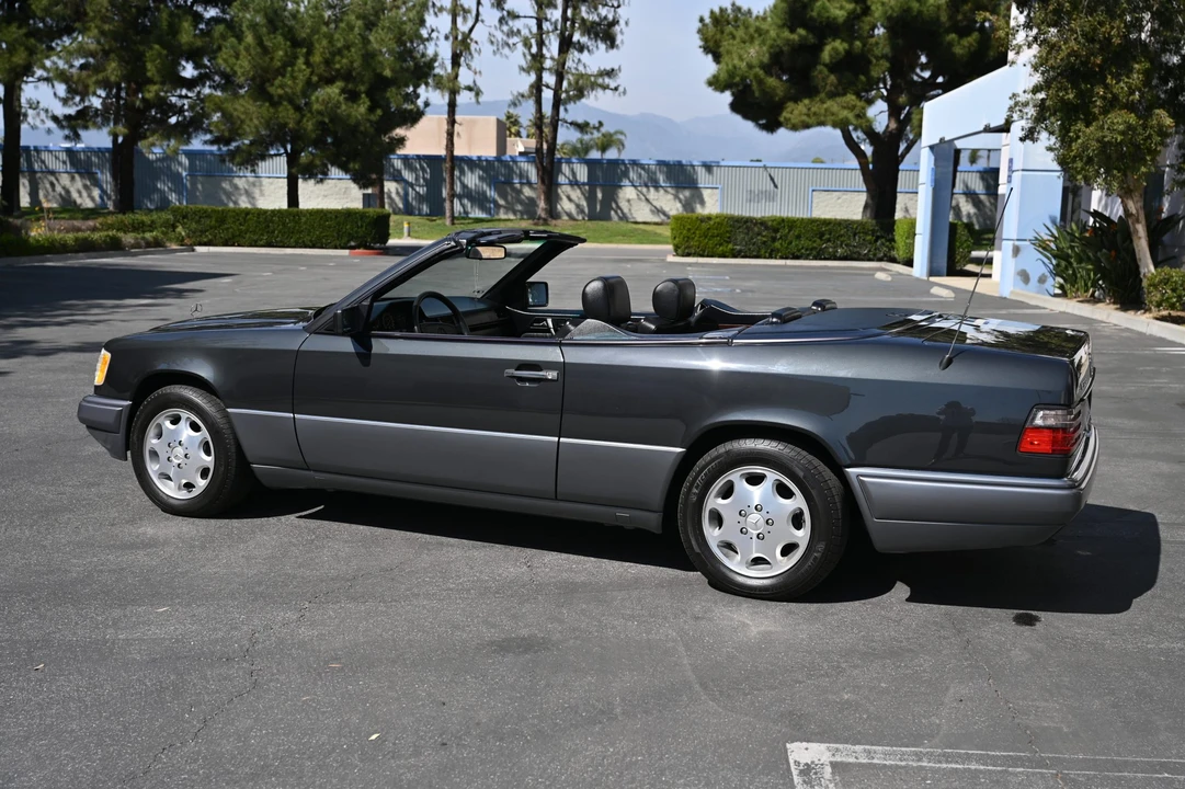 1995 Mercedes-Benz W124 E-Class - Image 19 of 31