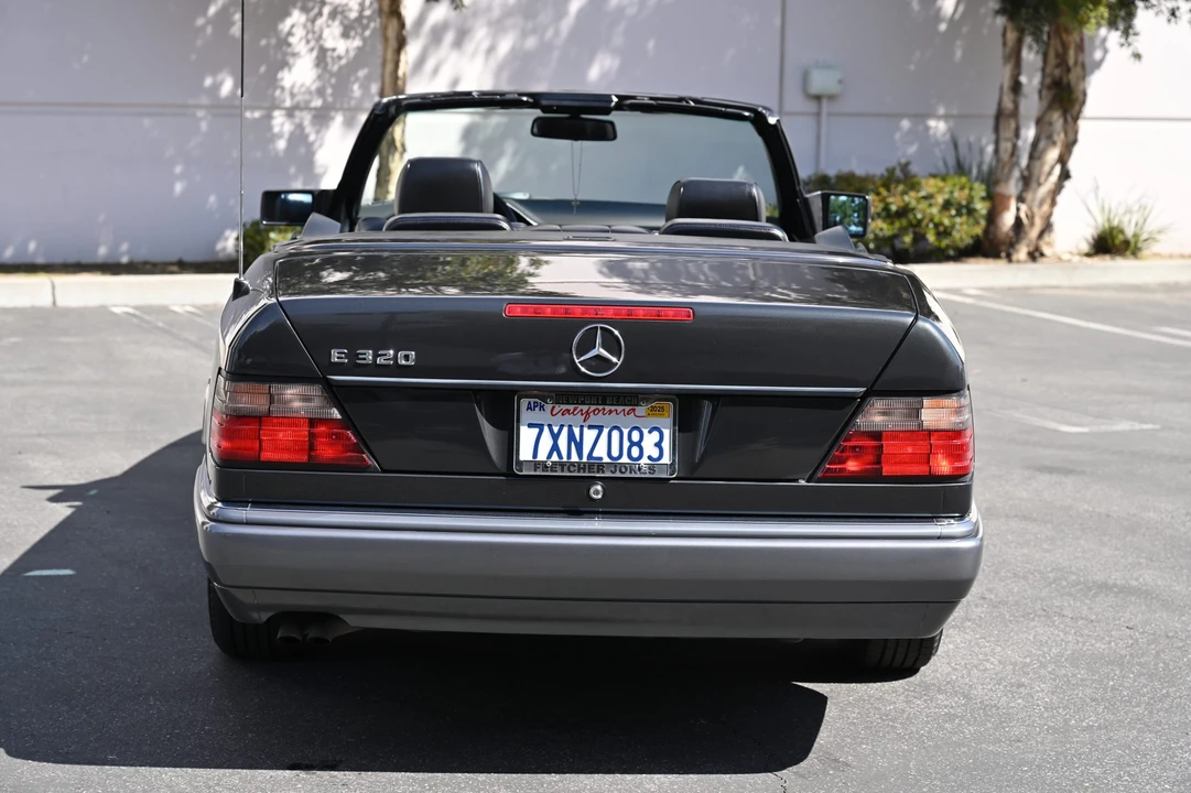 1995 Mercedes-Benz W124 E-Class - Image 25 of 31