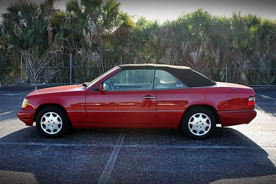 1995 Mercedes-Benz W124 E-Class - Image 2 of 9