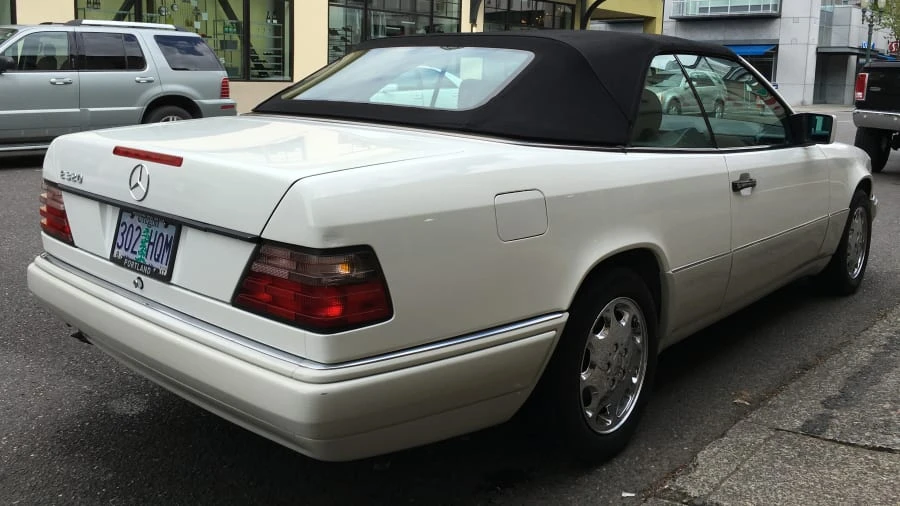 1995 Mercedes-Benz W124 E-Class - Image 3 of 12