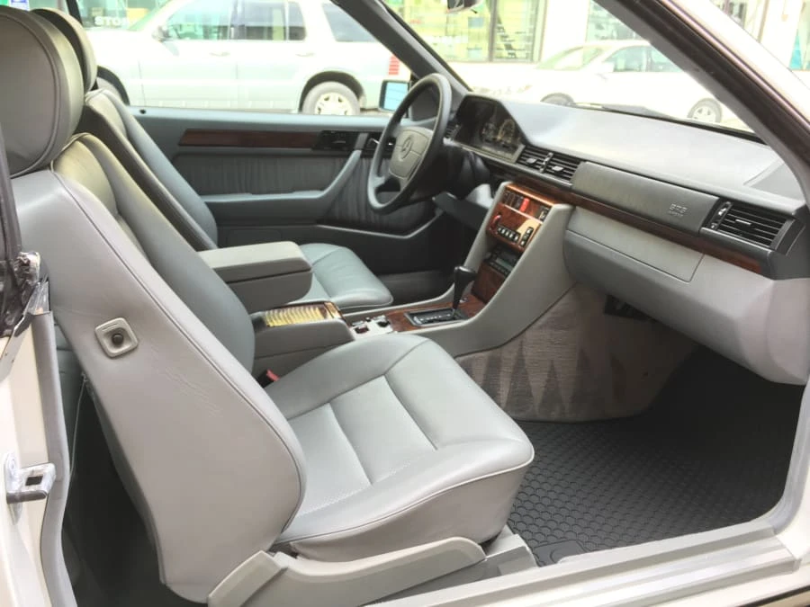 1995 Mercedes-Benz W124 E-Class - Image 5 of 12