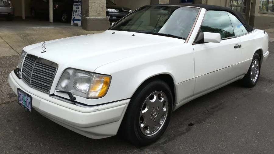 1995 Mercedes-Benz W124 E-Class - Image 11 of 12