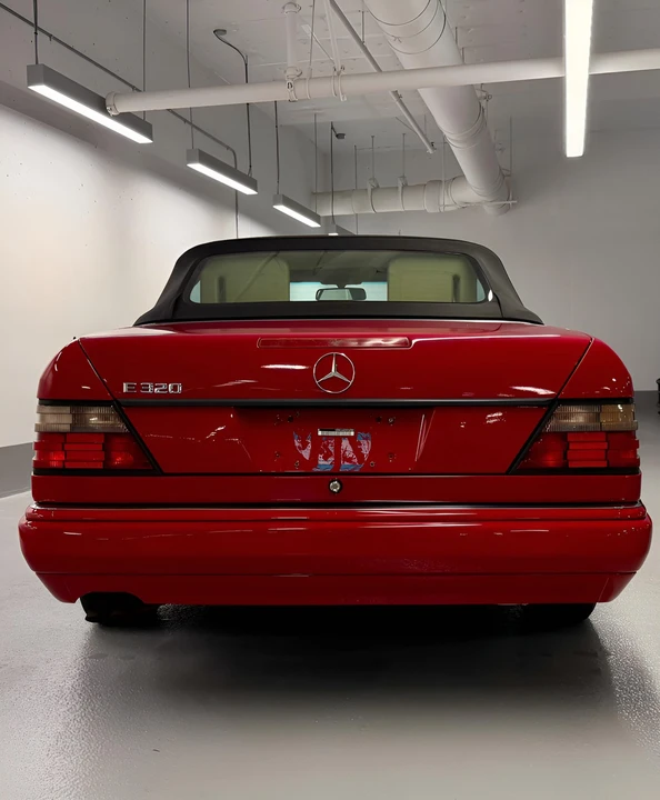 1995 Mercedes-Benz W124 E-Class - Image 18 of 31
