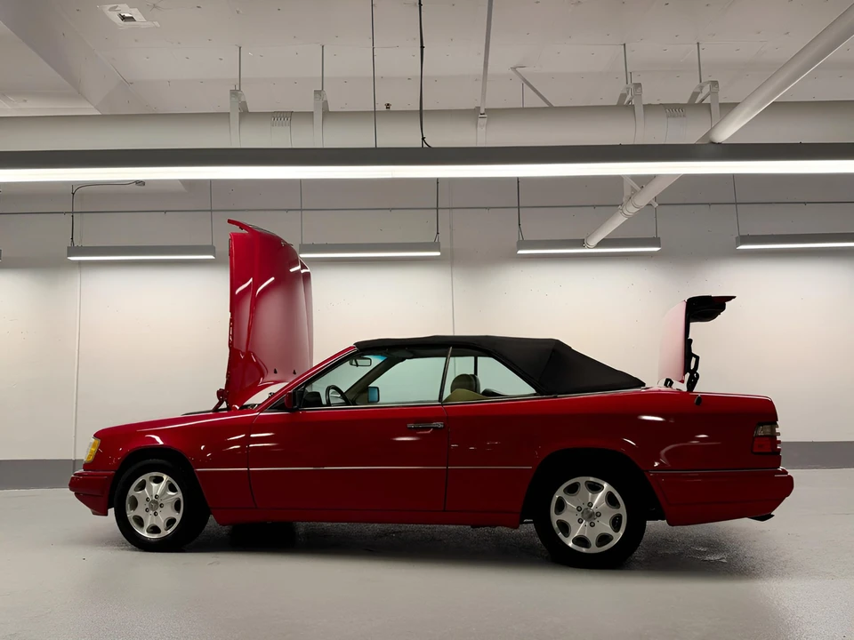 1995 Mercedes-Benz W124 E-Class - Image 13 of 31