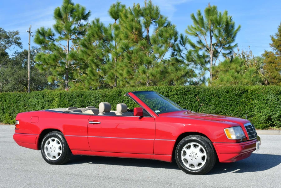 1995 Mercedes-Benz W124 E-Class - Image 18 of 23