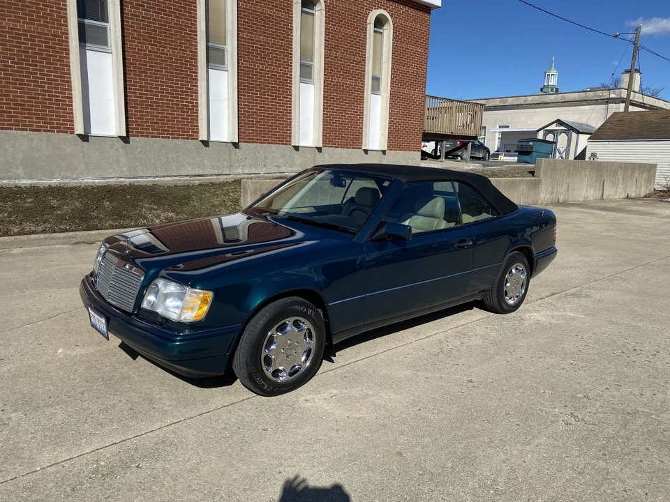 1995 Mercedes-Benz W124 E-Class - Image 29 of 31