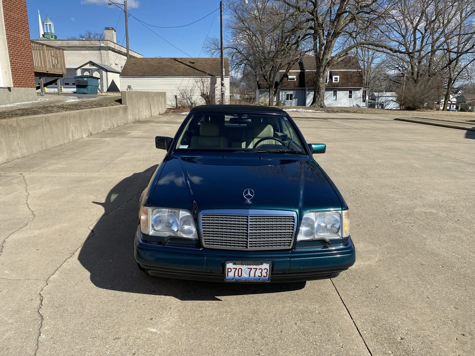 1995 Mercedes-Benz W124 E-Class - Image 25 of 31